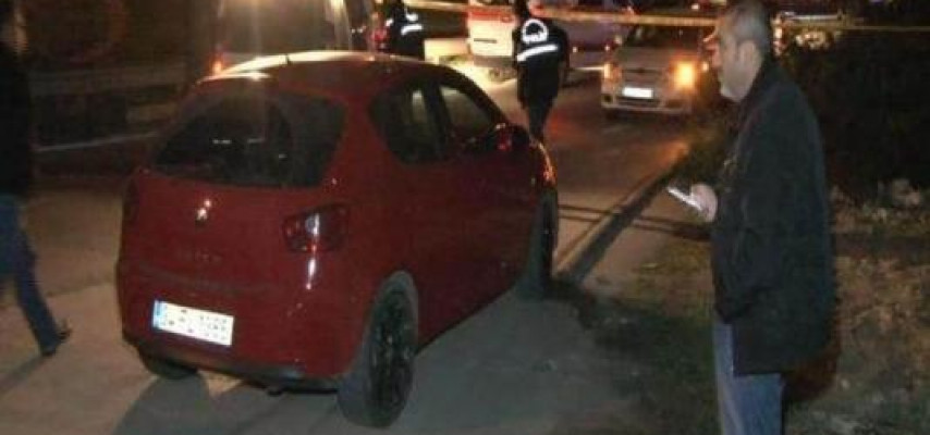 DƏHŞƏTLİ QƏTL: Maşını saxlayıb xanımına 6 güllə vurdu