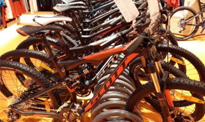 Bir saniyədə qatlanıb açılan elektrik velosipedi hazırlandı