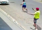 Küçədə dəhşət: polis zabiti arvadına 11 atəş açdı   - 18+