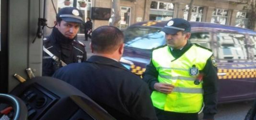 Yol polisi avtobus sürücülərinə qarşı reydlərə başladı – FOTO
