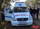 Minik avtomobili ağaca çırpıldı: 1 ölü, 1 yaralı