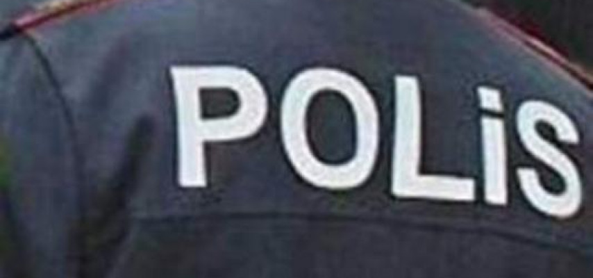 Bakıda polis maşını qəzaya düşdü - iki yaralı var
