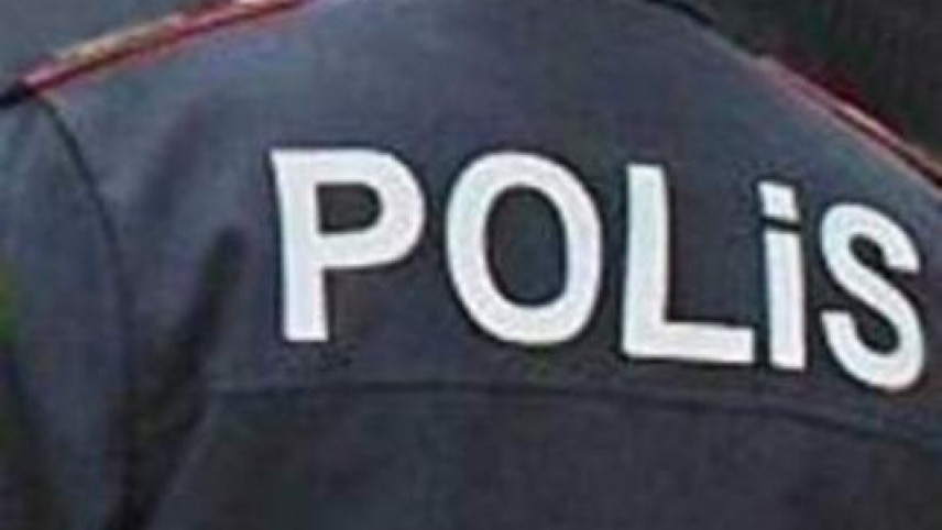 Bakıda polis maşını qəzaya düşdü - iki yaralı var