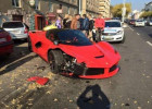 Milyonluq maşını salondan çıxan kimi əzdi