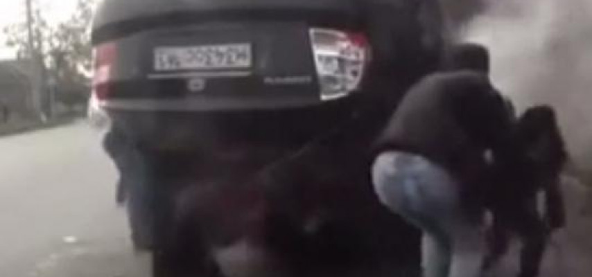 Bakıda polis polkovniki qəza törətdi - 3 yaralı - AP 510