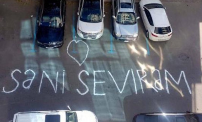 Bakıda maraqlı sevgi etirafı