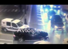 Polisin yanında qoşa xətti keçdi, qaldırıb səkiyə çırpdılar – Bakıda