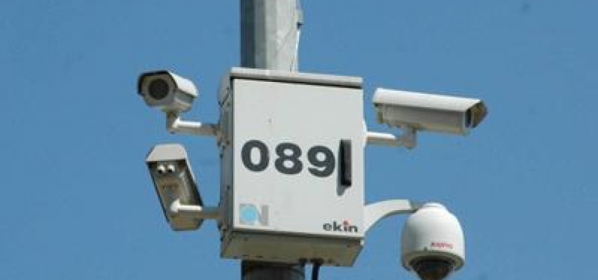 Yol polisinin «radar oyunu» - «Pul ver bütün radarlarını silək»
