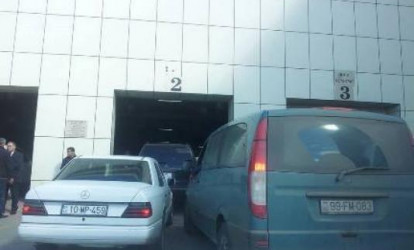 Azərbaycanda yol polisinin səhvinə görə sürücünü Türkiyədə həbs etdilər