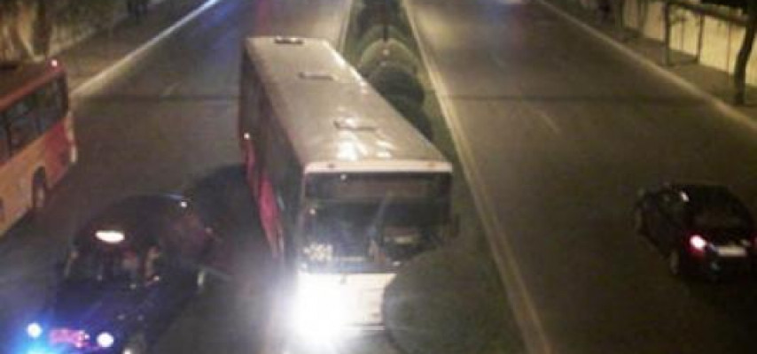 "Jiquli" avtobusla toqquşdu: yaralılar var