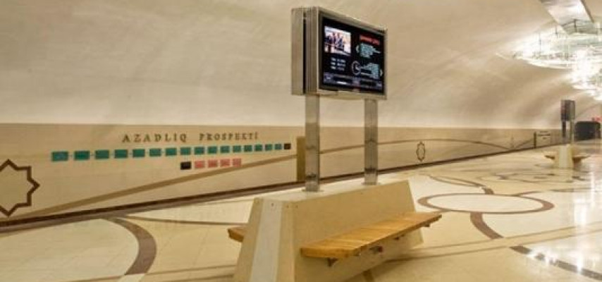 "Azadlıq Prospekti" stansiyasında təhlükəli vəziyyət