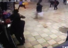Özünü yandıran vətəndaş müəmması – Bank günahı yol polisinin üstünə atdı