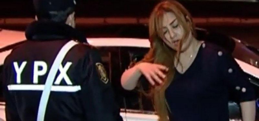 İki sərxoş qadın polis əməkdaşlarına çətin anlar yaşatdı
