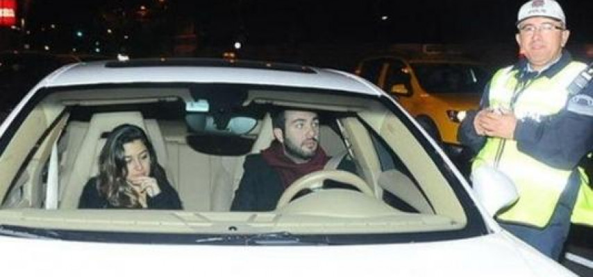 Yol polisi məşhur müğənninin oğlunu saxladı