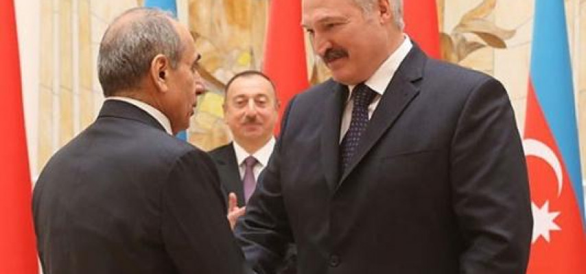 Belarus prezidenti Gəncə avtomobil zavoduna dəyər verdi