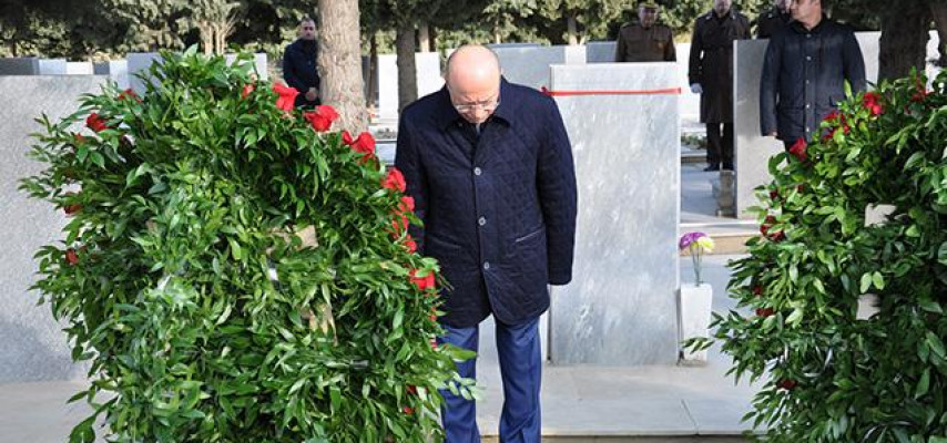 Kəmaləddin Heydərovdan şəhid polislərə böyük ehtiram