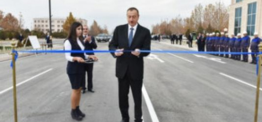 Prezident Naxçıvanda yol açılışında iştirak edib
