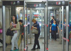 Metroda xüsusi yoxlama keçidləri quruldu