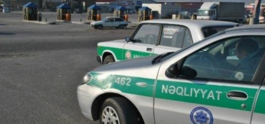 Nəqliyyat müfəttişləri yol polisləri birləşib sürücüləri soyurlar