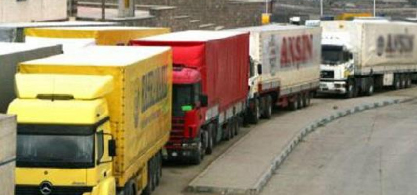 Yük avtomobilləri üçün tranzit xərcləri azaltdı: 40 faiz