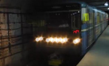 Bakı metrosunda HƏYƏCAN - tuneldə tüstülənmə - YENİLƏNİB