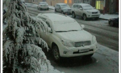 Azərbaycanda qarlı maşınlar