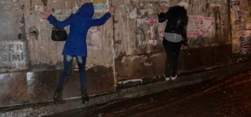 Bakını su basdı, 8 nəfər köməksiz qaldı