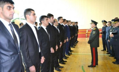 Ramil Usubov polis olmaq istəyən 280 gənci qəbul edib 56-nı seçdi