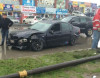 Babək prospektində BMW işıq dirəyini aşırtdı – FOTO