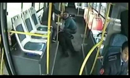 Avtobus sürücüsü əsl qəhrəmanlıq etdi