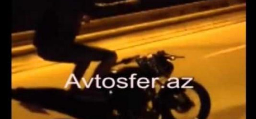 Yol polisindən motosikletin üstündə rəqs edən sürücüyə maraqlı təklif