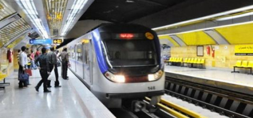 Metroda polis atəş açıd: 1 yaralı 