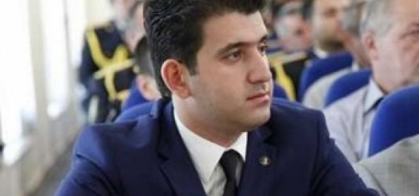 Rəsulzadəni təhqir edən deputatın qardaşı «avtoş»luq etdiyi üçün bıçaqlandı