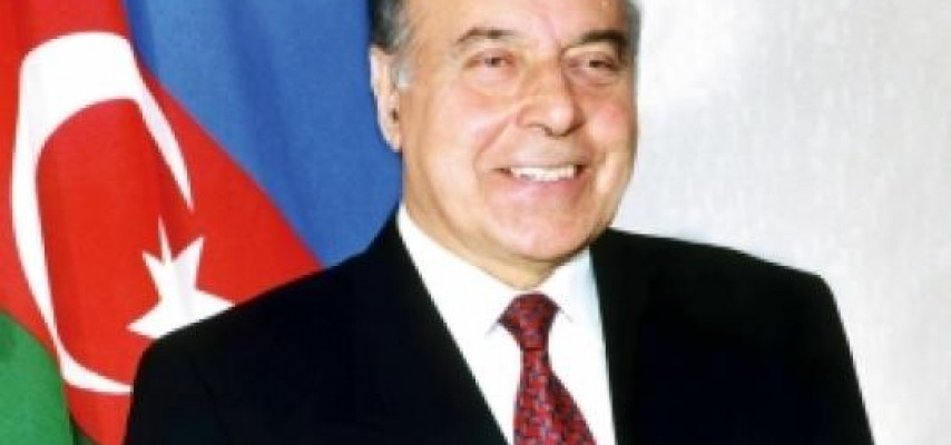 Heydər Əliyevin vəfatından 12 il keçir