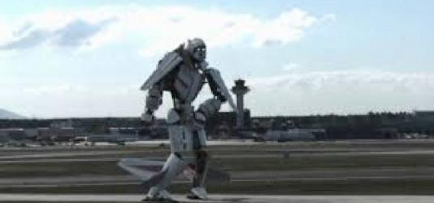 Təyyarə robota çevrilib tualetə qaçdı