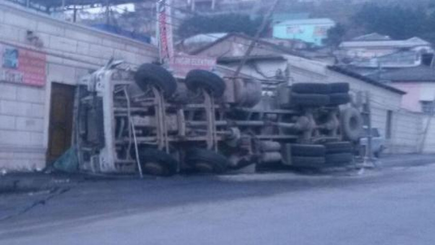 Aşan nəhəngi yığışdıran yoxdur
