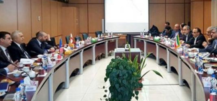 Azərbaycan, İran və Gürcüstan dəmiryolçuları görüşdü