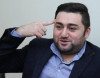 Polisdə qəribə qayda varmış: "Rəis gülürsə gülməliyik, ağlayırsa 