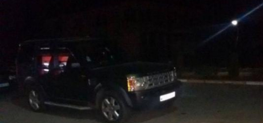 Qalmaqal - «Land Rover»lə parka girən hərbçi «avtoşluq» edib  