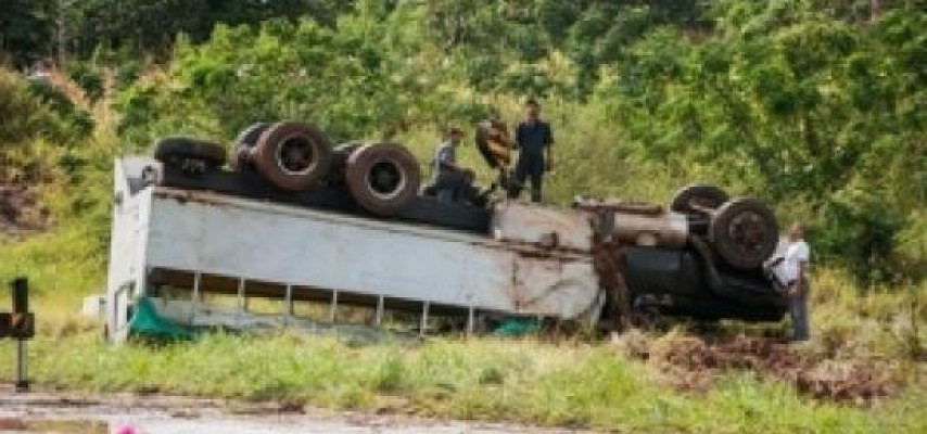 Dəhşətli yol qəzası: 13 nəfər ölüb, 34 nəfər xəsarət alıb