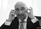 Qəzaya düşən diplomat xəstəxanada ölüb