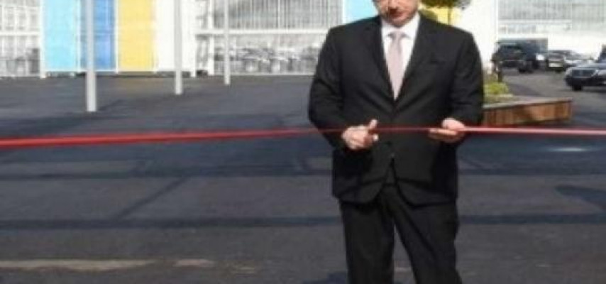 Prezident Bakıda bəzi yolların vəziyyəti ilə tanış olub