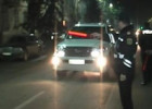 Sürücü o qədər içib ki, danışa bilmir
