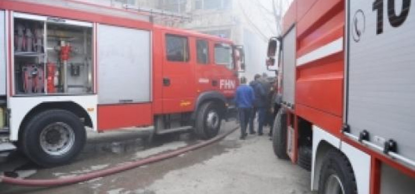 Mingəçevirdə güclü yanğın: dörd avtomobil yanğından mühafizə olunub