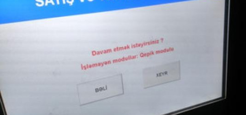 "20 Yanvar" metro stansiyasının girişində sərnişin sıxlığı yaranıb