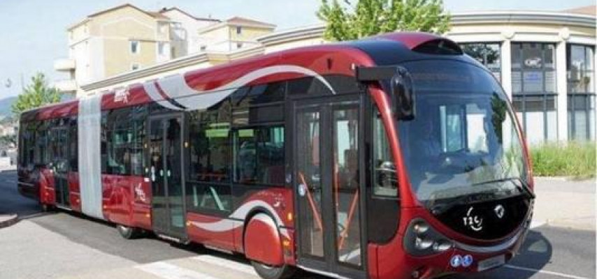 Bakının ən uzun avtobusu xəttə buraxılıb - 18 metr