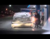 Qadın sürücü yanacaqdoldurma məntəqəsini yandırdı