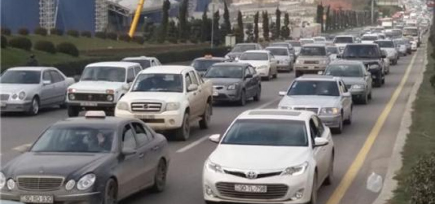 Bakı-Sumqayıt yolunda dəhşətli tıxac
