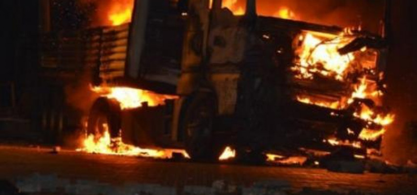30 TIR yandırıldı 