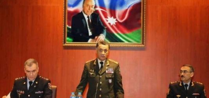 Daxili işlər naziri polisləri mükafatlandırdı